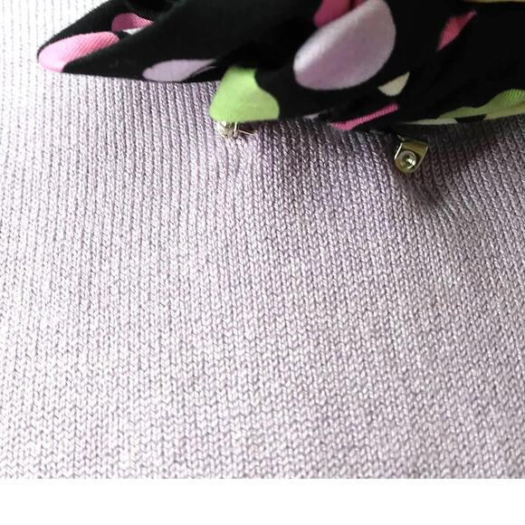 Retro Pin Up Robbie Bee Sweater Top Size 6 Lilac Accent Flower Removable Pin NWT - Picture 8 of 12